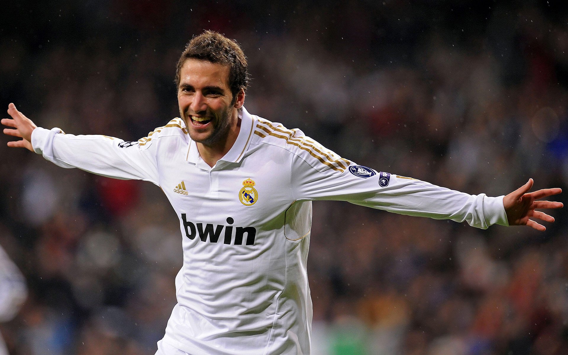 德甲争冠焦点战背后的跨国足球风云，从澳大利亚崛起看利物浦的挑战