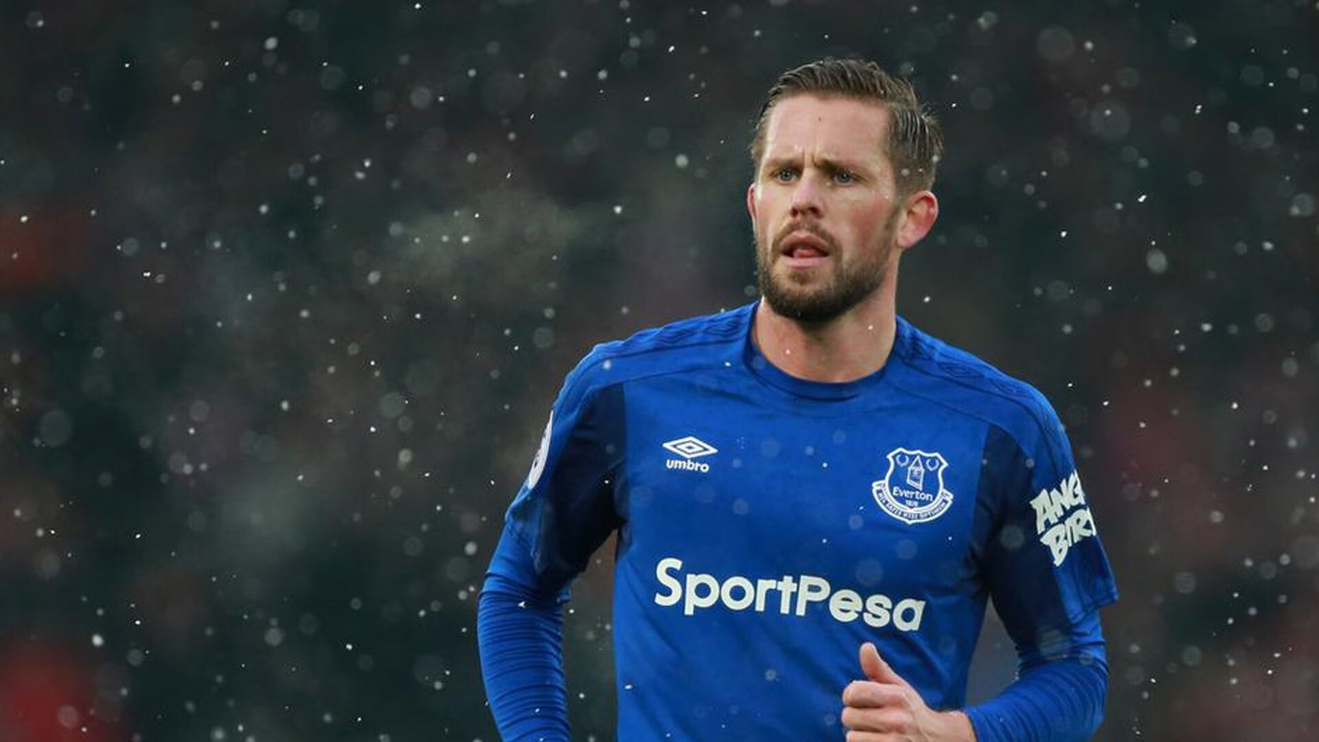 友谊赛惊现六边形战士！布鲁诺单核驱动利物浦，洪都斯坦防线被他写成说明书