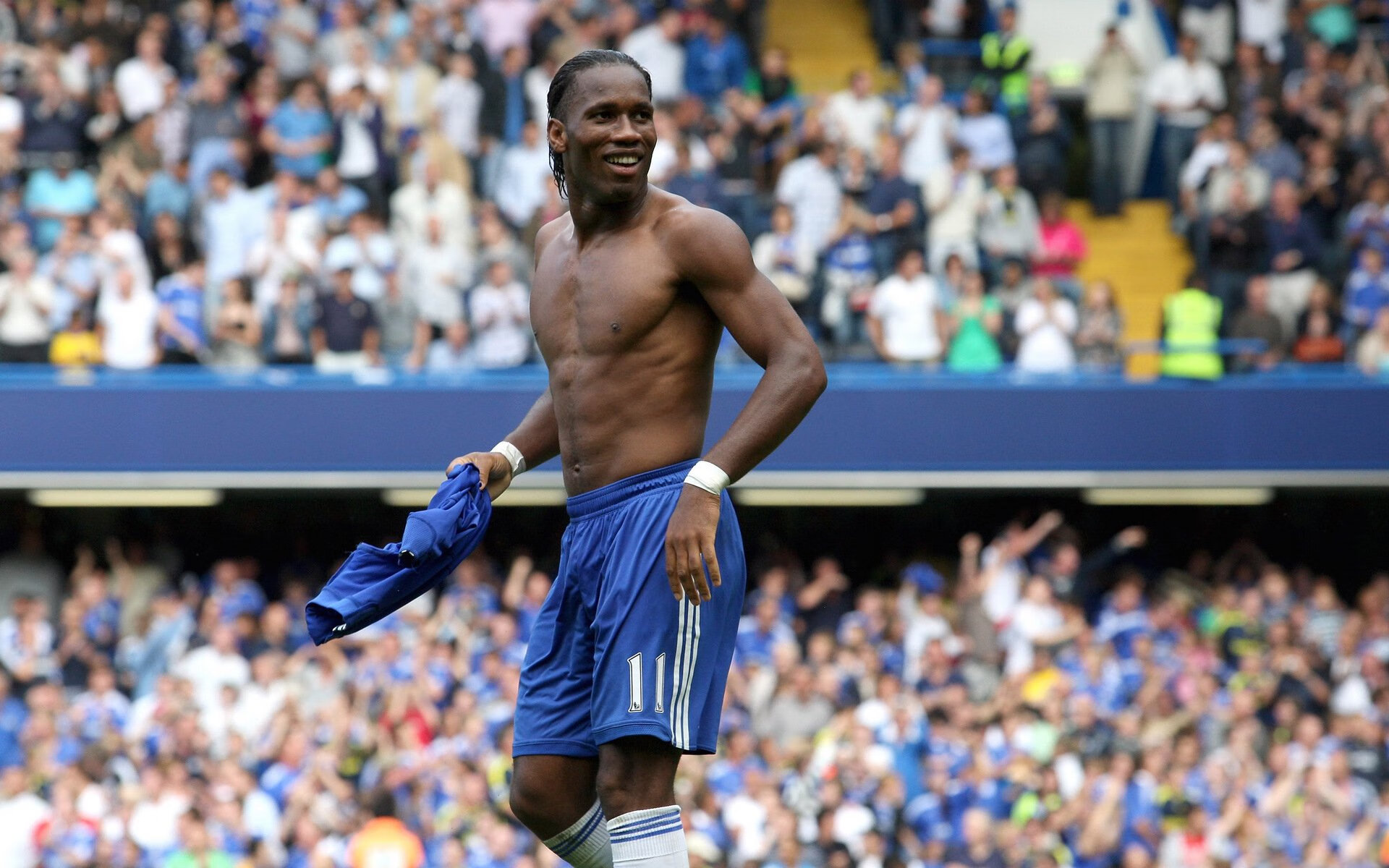 东方闪电战与凤凰城落日，当浙江队一波流撞上布克接管时刻的篮球哲学