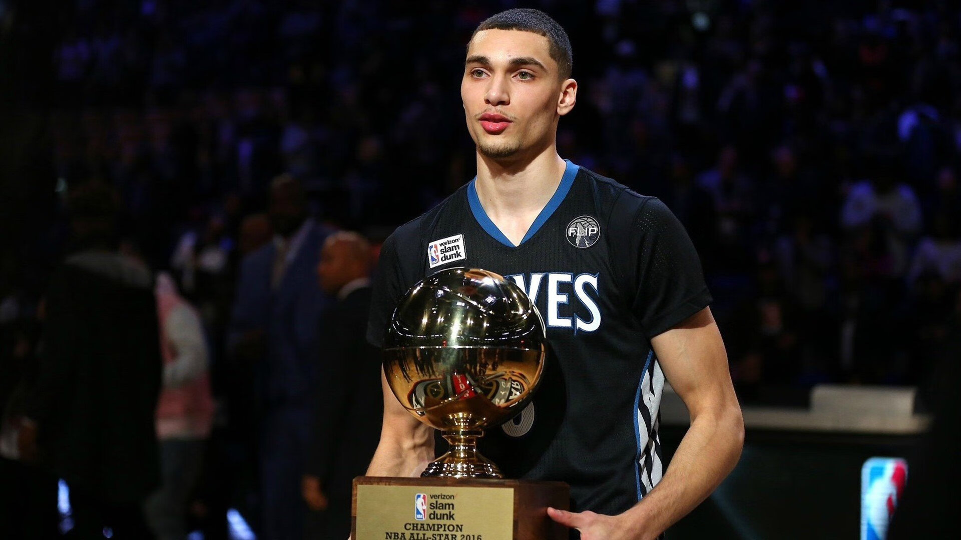 开云-冰与火之歌，当热火焚毁绿军铠甲，杰伦·格林在欧冠夜空划出巨星轨迹