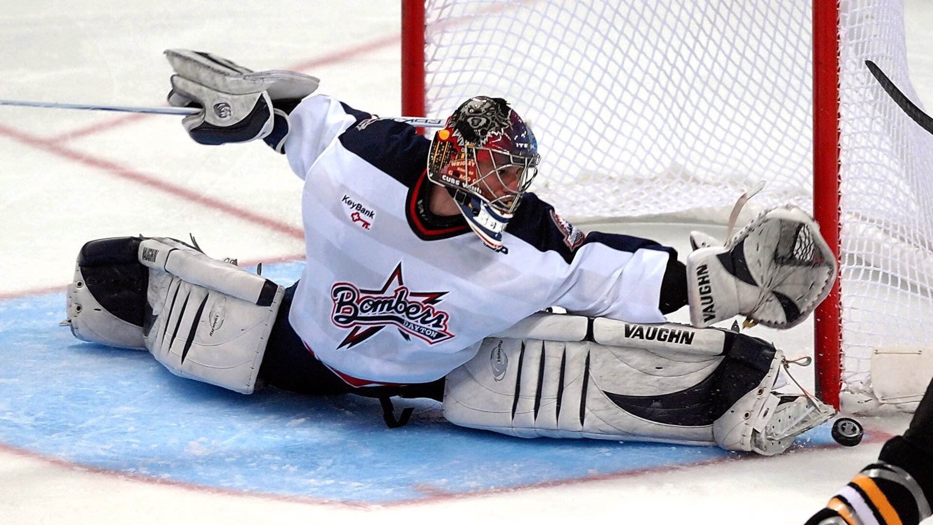 哈登伤退，谁主沉浮？猛龙旧将一记绝杀让快船冷汗直流